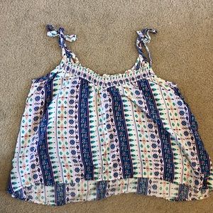 Hollister Tribal Tank